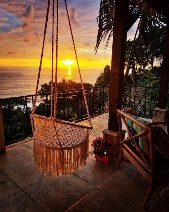 Villa Amor Del Mar With Breathtaking View Of Ocean & Jungle Dominical Exterior photo